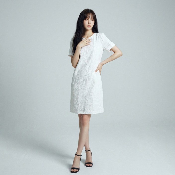 페이퍼먼츠 리아뜨 단아한 라운드 반팔 원피스 14709