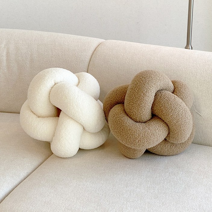 꼬임 부클레 쇼파쿠션 소파쿠션 꽈베기쿠션 3 color