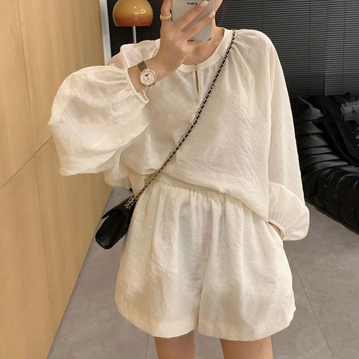 가볍고 시원한 린넨 스타일 투피스 여성용 루즈핏 라운드넥 긴팔 블라우스 반바지 세트 데일리 꾸안꾸룩