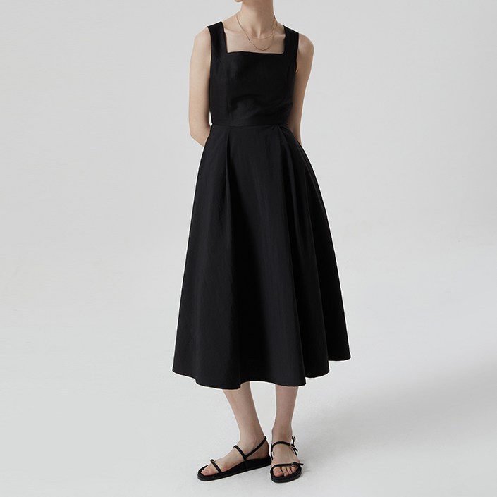 컴젠 여성 슬리브리스 플레어 원피스 BLACK