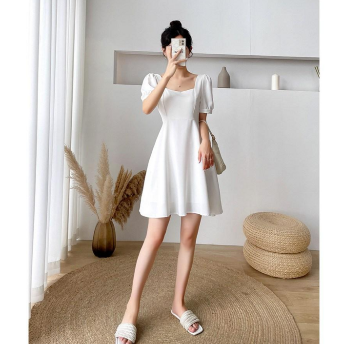 딜라인 여성 횐색 반팔 미니 원피스 프랑스핏 스퀘어넥