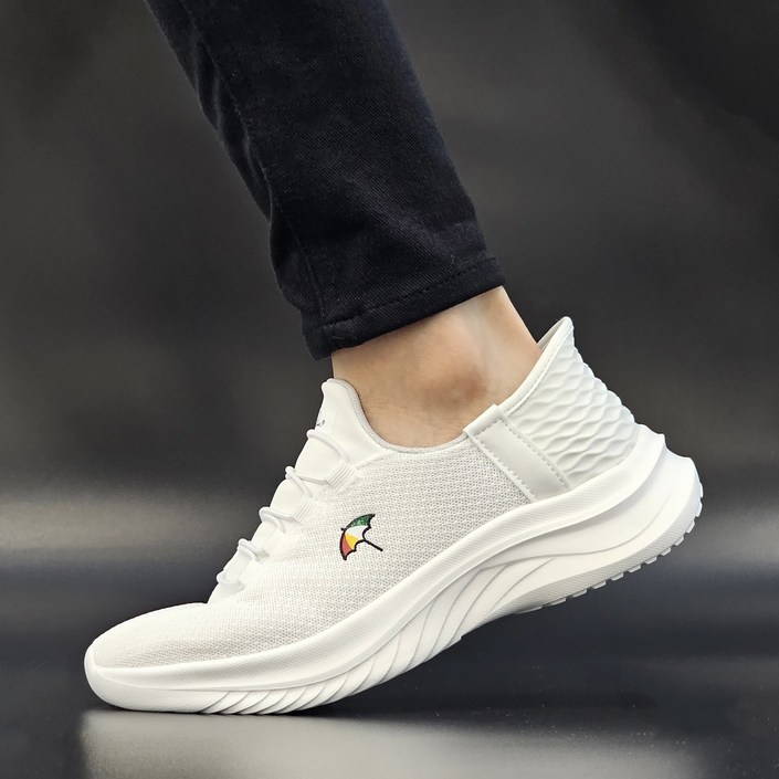 아놀드파마 경량 메쉬 밴딩 슬립온 여성 발편한 쿠션 끈없는 운동화 핸즈프리 슬립인스 사계절 조깅화 워킹화 러닝화 실내 헬스 신발