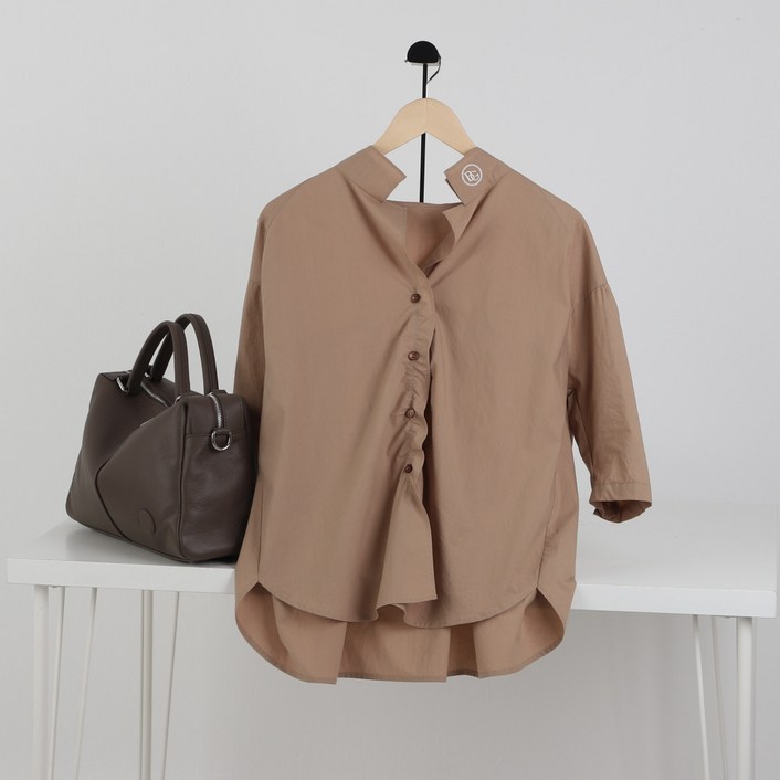 여성 무지 스텐드 카라 셔링여밈 디테일 오버핏 백셔링 셔츠 블라우스