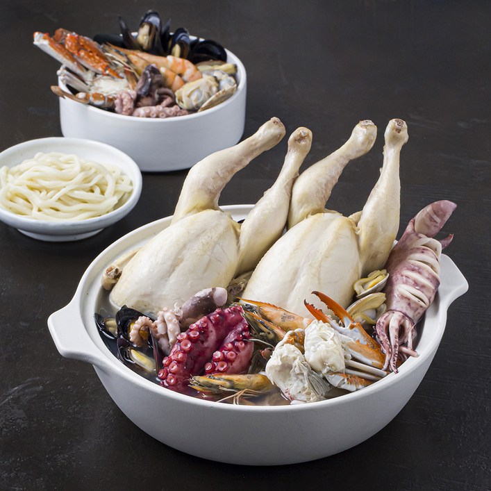 바다자리 푸짐한 해신탕(3~4인분) + 증정품(삼계탕 재료+칼국수면)