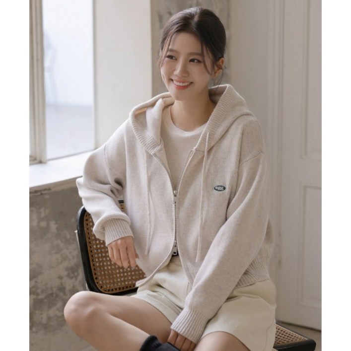 11월 8일 배송 FRENCHCHIC 후드ver.코스에그 자수 투웨이 니트집업 후드가디건