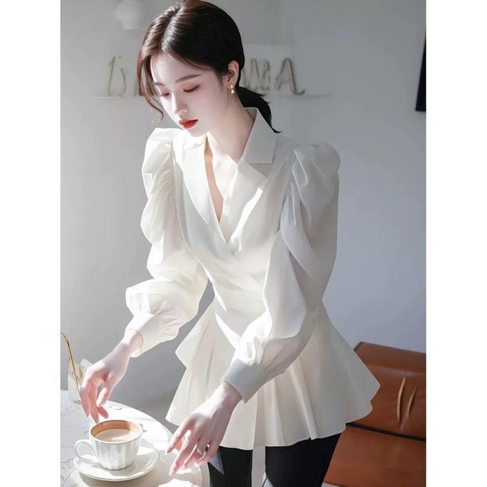 베루라 셔츠블라우스 브이넥블라우스 거치다블라우스