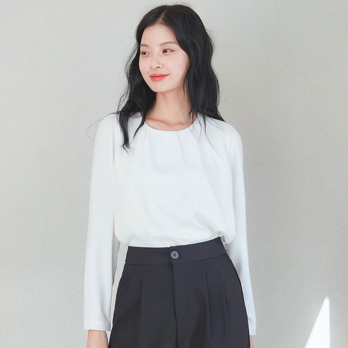 비침없는 두겹 셔링 라운드 블라우스 정장 기본 면접 쉬폰 긴팔 빅사이즈 비침없는 두겹 셔링 라운드 블라우스 정장 기본 면접 쉬폰 긴팔 빅사이즈