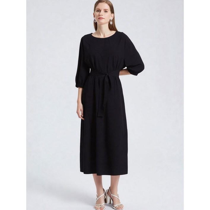 베스띠벨리 블랙 7부 돌먼슬리브 스트랩 롱 원피스 BHOAH2526