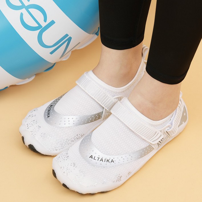 슈패리 초경량 아쿠아슈즈 물빠짐 서핑슈즈 벨크로 아동 여름 물놀이 신발 헬스화 YQ72E1A