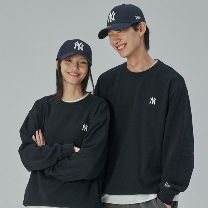 뉴에라 남녀공용 MLB 스몰로고 뉴욕 양키스 맨투맨 티셔츠 14881563