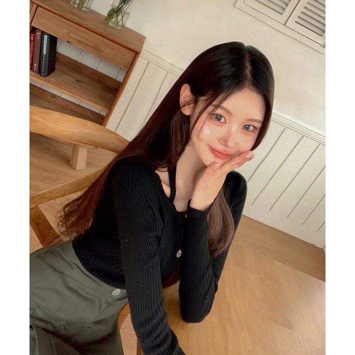 워너비뮤즈   여리글램핏  홀터넥 골지 니트 슬림핏
