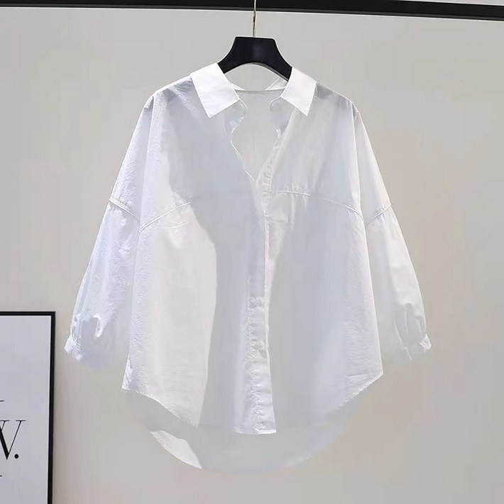 ROYALBELLE 여성 루즈핏 7부 소매 셔츠 매력적인 순색 퍼프 소매 펀칭 디테일 문예 스타일 셔츠 I031215