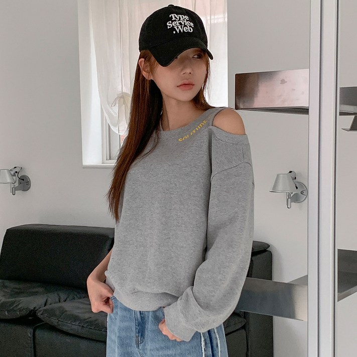 반에이크 컷아웃 언발 스웨트 셔츠