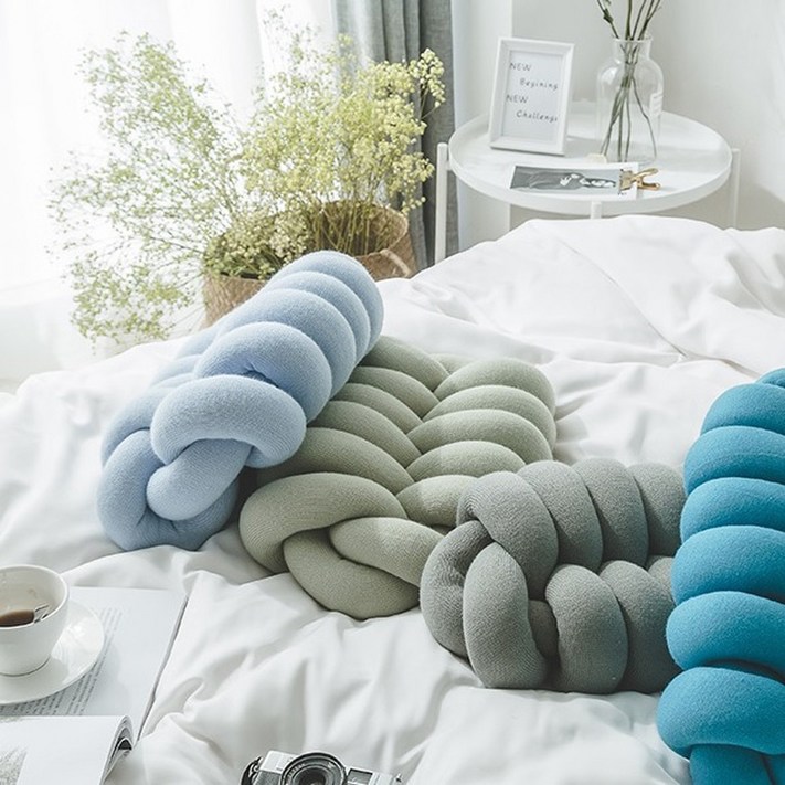 마리아즈시크릿 꽈배기 트위스트 쿠션 방석 매듭 쿠션