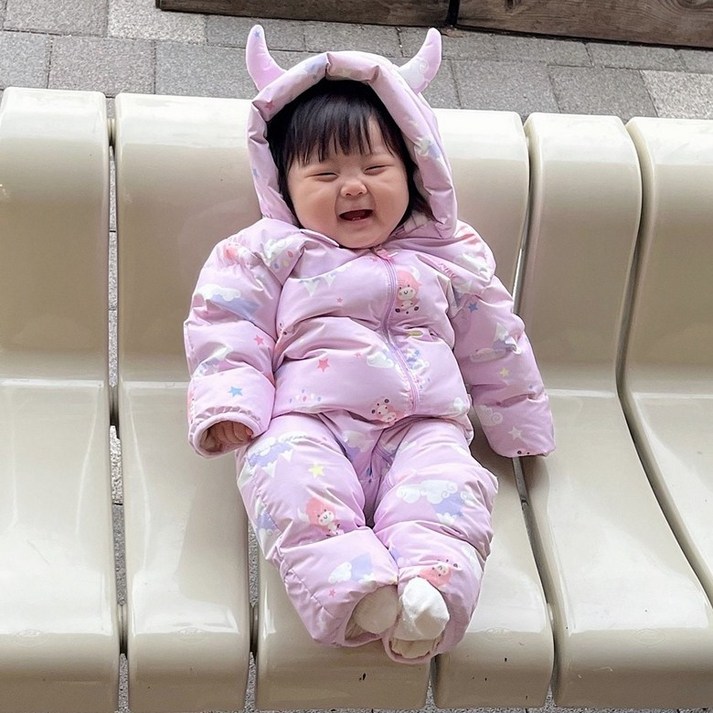 백화점 정품 블랙야크키즈 24년 FW 신상 귀여운 전판 그래픽이 매력적인 베이비 다운우주복 BKO버트다운우주복4 242672