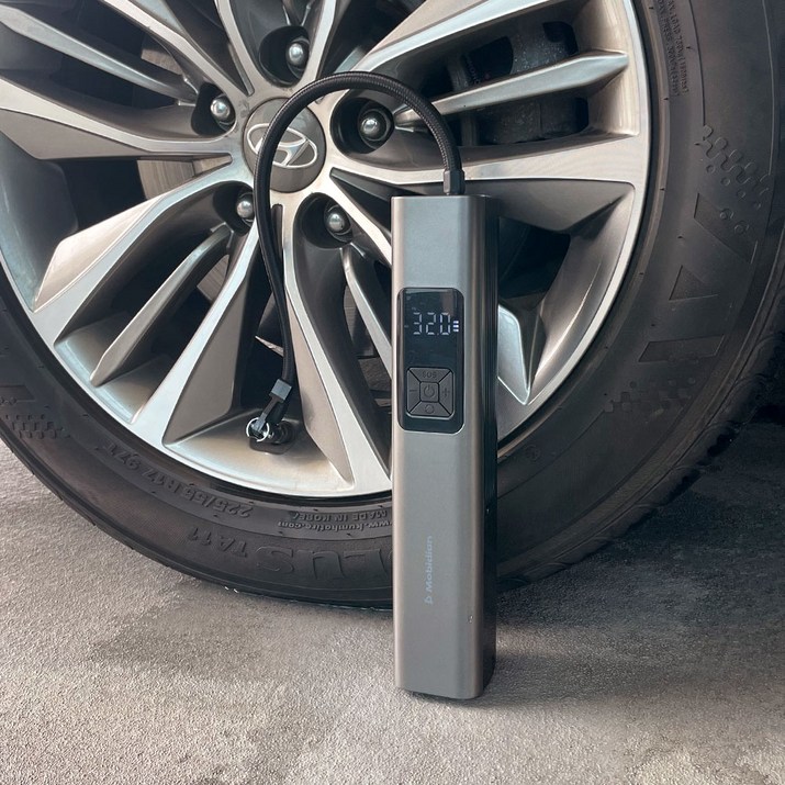모비디안 2IN1 TYPHOON 차량용 타이어 공기주입기  청소기, 블랙, 1세트