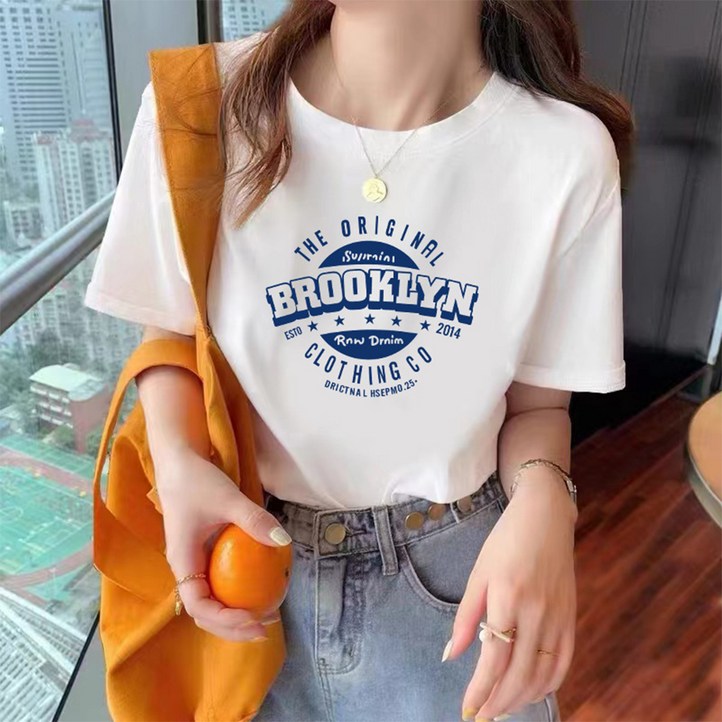 엘쏘 여성용 라운드넥 로고 화이트 티셔츠 엘쏘 여성용 라운드넥 로고 화이트 티셔츠