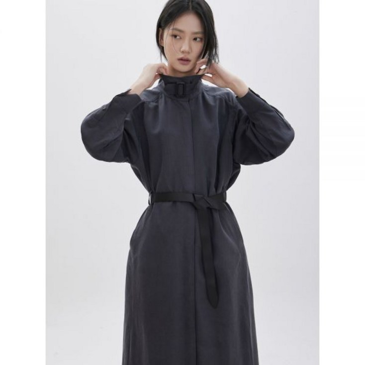 ZOOC 벨티드 하이넥 트렌치 원피스 DGZ261MSE003